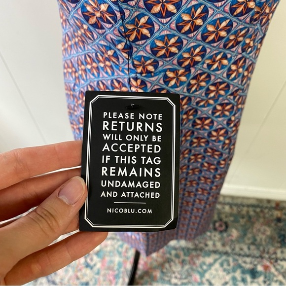 NicoBlu Coralie Sheath Dress Beaded Neckline Size 10 Shell Print Blue NEW $298 - Picture 6 of 16